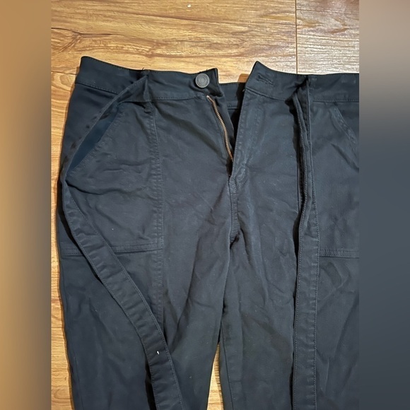 𝅺women's Black Pants - Picture 2 of 3